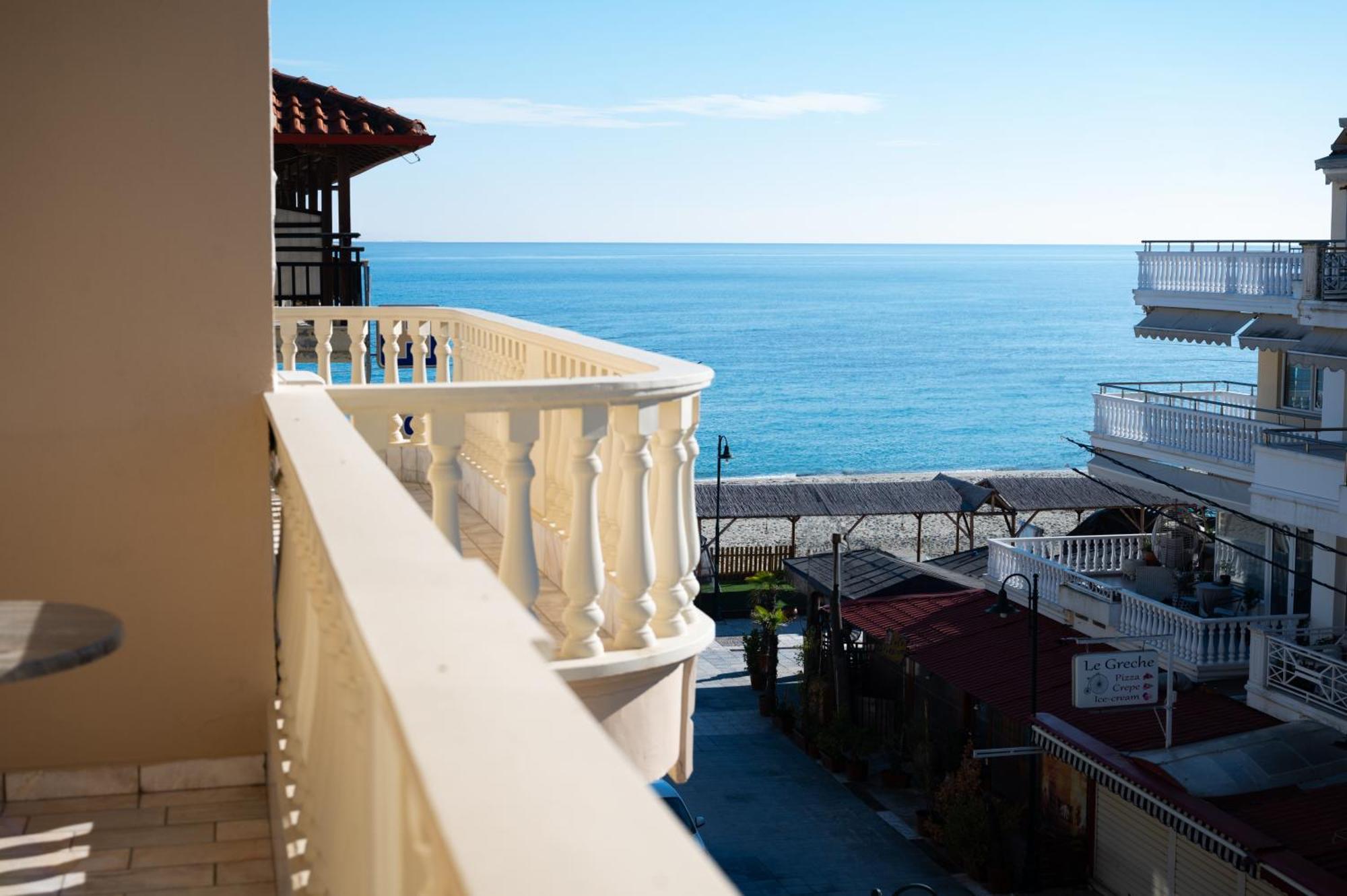 Parthenon Art Hotel Olympic Beach Exterior photo